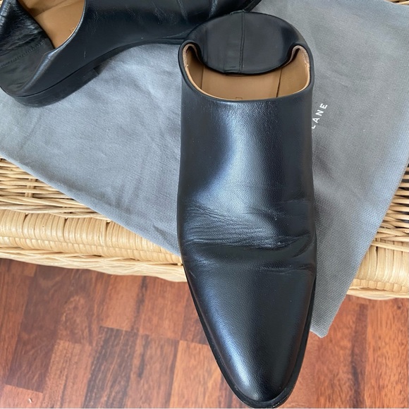 Everlane “The Modern Babo” in black, size 7 - Picture 2 of 3